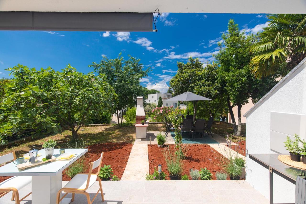 Apartment Dida I Mara Malinska Exterior photo
